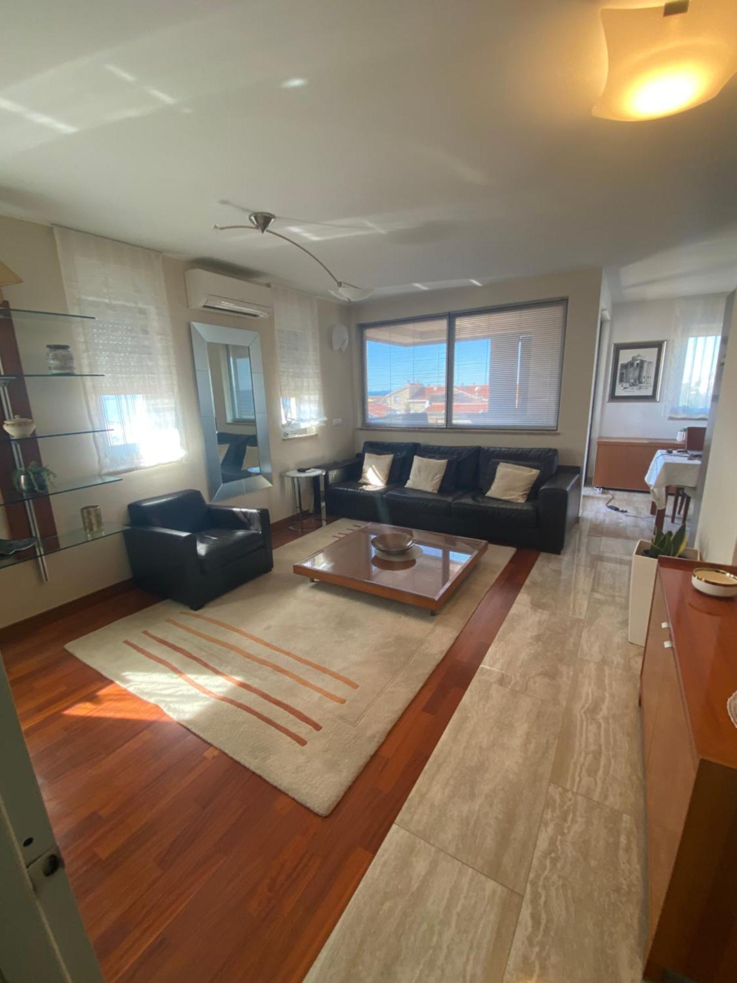 Apartments Luana With Private Jacuzzi Zadar Zewnętrze zdjęcie
